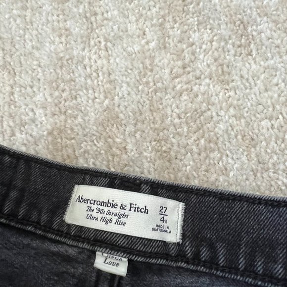 Abercrombie & Fitch The 90s Straight Ultra High Rise Jeans 27 / 4 - Picture 2 of 10